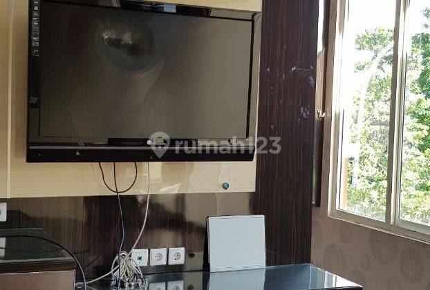 Rumah 3 Lantai Semi Furnished Sertifikat Hak Milik di Bukit Golf Mediterania Cluster Crown Pantai Indah Kapuk, Jakarta Utara 2