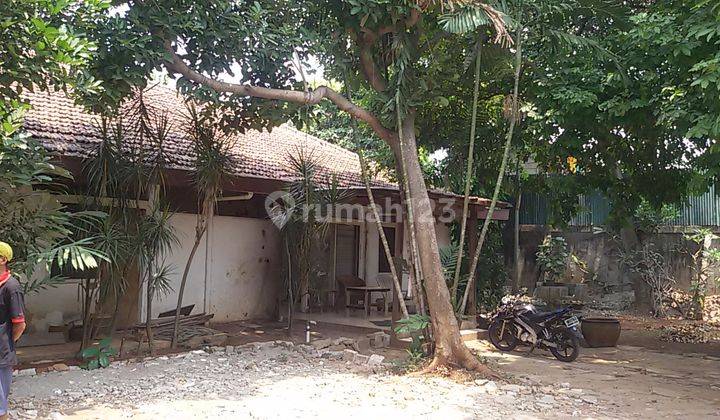 Tanah MURAH Harga NJOP Utk Kost2an di  Kemang 2