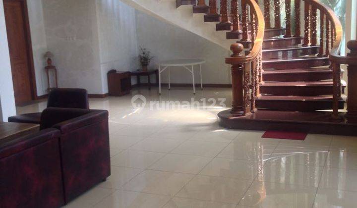 Dijual Rumah Tinggal 2 Lantai di Dago Asri 2