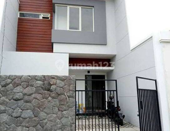 Rumah bagus minimalis di Babatan Pantai Surabaya 1