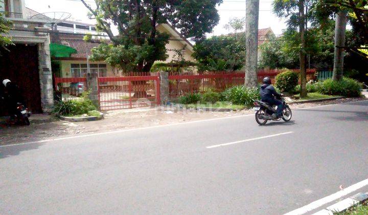 RUMAH KLASIK LAMA TERAWAT DI RAYA LANGSEP MALANG 2