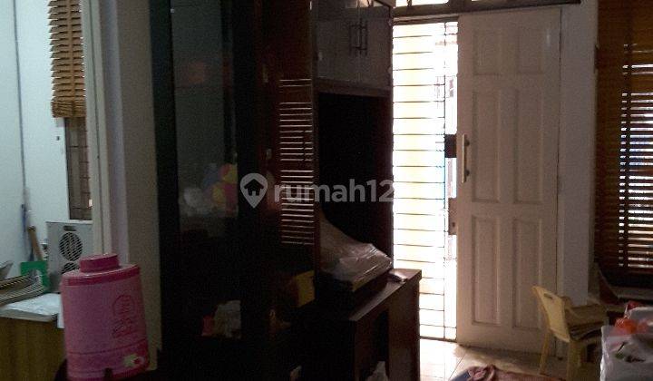 rumah cantik dan minimalis dan furnish selangkah ke stasiun 2