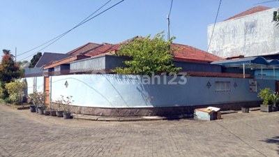 Rumah di Taman Gading Pantai, Bagus + Terawat, Row Jalan depan Lebar + Paving, Siap Huni. -HY- 1