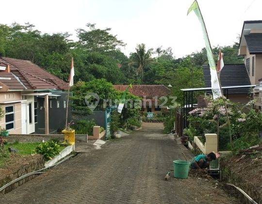 Rumah asri di Banyumanik, tinggal 3 unit. 2