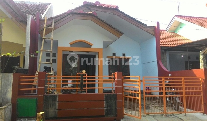 RUMAH MINIMALIS DAN ASRI SIAP HUNI DI KOMPLEK BUMI PANYAWANGAN