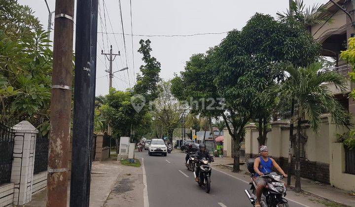 Rumah Mewah Hasanuddin Hoek - R-0115 2