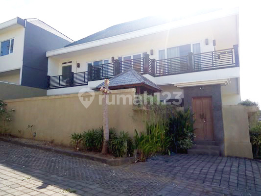 Dijual dan disewakan Villa Modern 2 Lantai One Gate System di Jimbaran 2