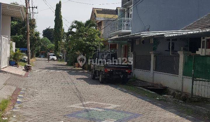 Rumah Gayungsari Siap Huni Selangkah Dari Jalan Ahmad Yani 2