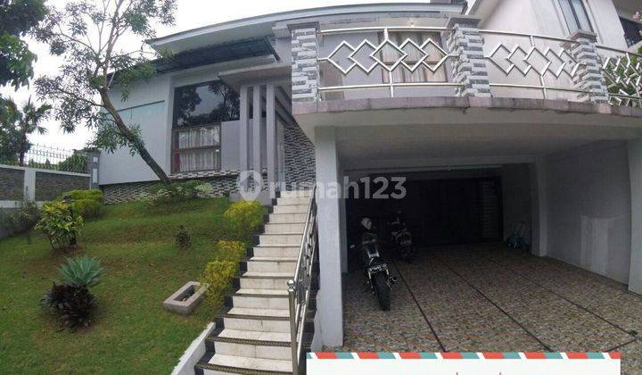 Rumah hook + kolam renang di cluster sentul city bogor  1