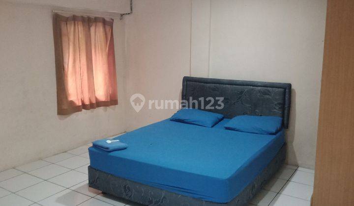 Rumah Kost Harian Mangga Besar 5 Lantai Siap Huni, 12 Kamar FULL AC, BU, !!! Cash Flow pendapatan min. 25 juta / bulan Akses Jalan 2,5 Mobil, Luas Tanah 67 m2 2