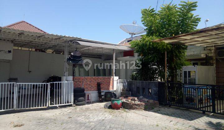 Rumah di Selatan Surabaya Delta Sari Baru Dalam Cluster Hook 1