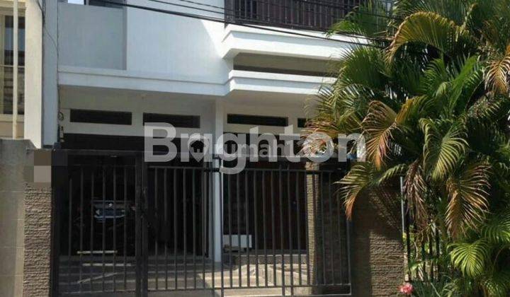 Rumah bagus minimalis baru renov di Sutorejo Prima, Surabaya 1