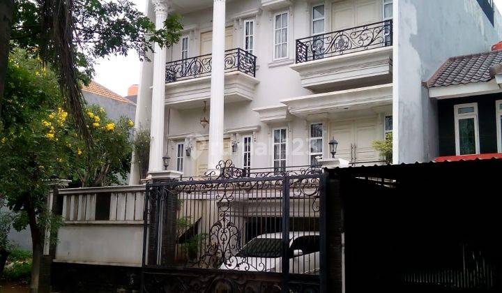 Rumah di perumahaan daan mogot baru posisi boulevard 2