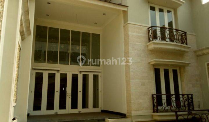 Rumah Mewah Otista Cipinang Jakarta Timur 2