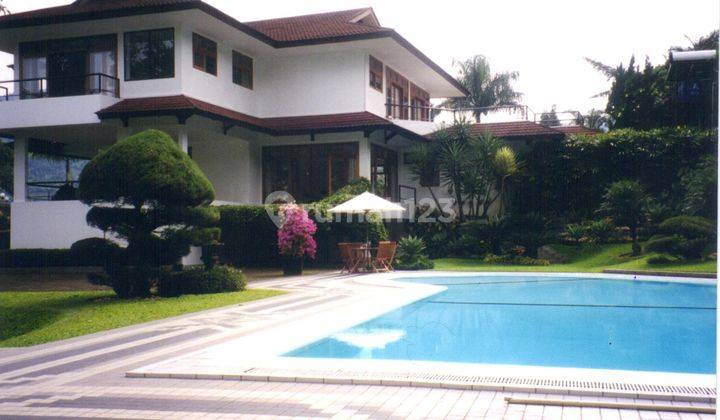 Villa di Cisarua, 2 lantai- luas tanah 4700m2, view bagus. 1