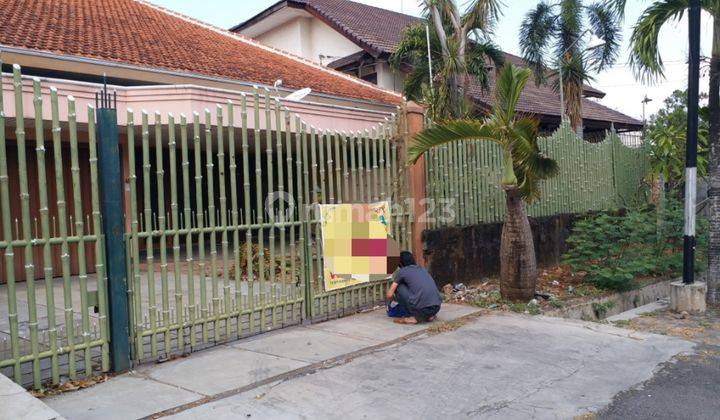 Rumah besar di Kawi Semarang 1