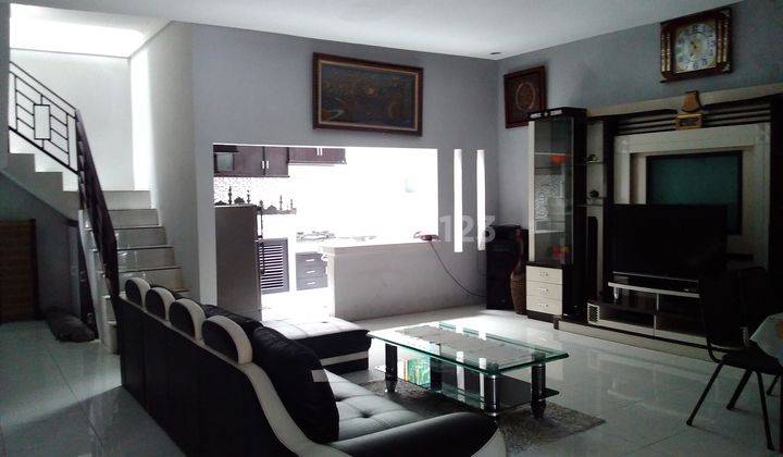 RUMAH FULL FURNITURE LOKASI PREMIUM COLOMADU 2