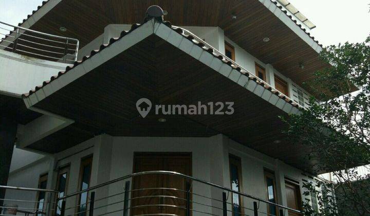 Rumah Mewah Di Sayap Sukajadi dengan View Bandung 2