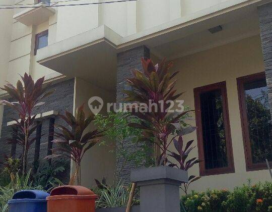 townhouse simatupang,seberang Aston,jalan kaki ke tol,komplek tenang,murah dibanding apartemen,semi furnish 1