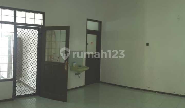 Rumah Siap Huni Ketintang Baru 2