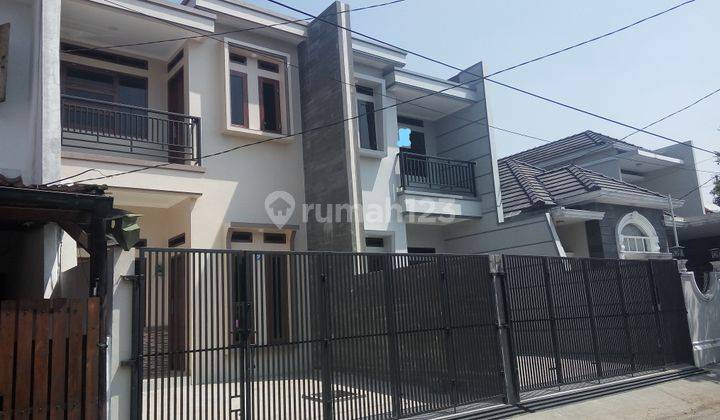 3 Unit Rumah Baru Minimalis, dekat BORMA Buah Batu, Bandung 1