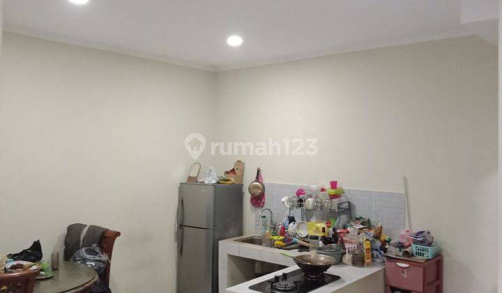 Rumah di Kavling DKI Meruya Utara, 2 Lantai Minimalis kondisi Lingkungan Cluster Asri, Terawat, Lebar jalan 3 Mobil, dengan City View of Kebon Jeruk Area, BISA dibantu untuk KPR !!!! 2