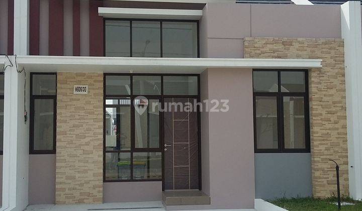 Rumah Murah Cluster di Villagio Citra Raya, BARU posisi Bagus depan Taman 1