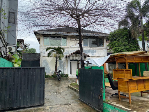 Old 2-Story House on Jl Kemang Selatan, South Jakarta, in Front of Hero 2Lt..Rare ******** 2