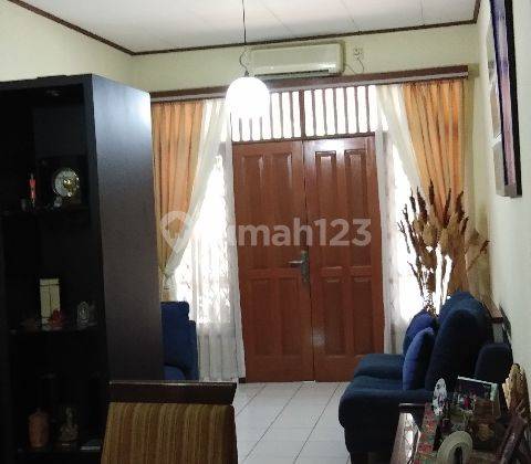 RUMAH HOEK STRATEGIS KEMANG PRATAMA, BEKASI 1