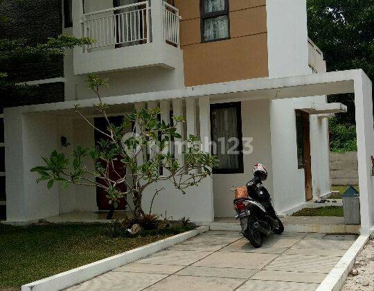 Rumah lt 2 aman nyaman Asri Dekat sudirman Promo DP 35 juta 2