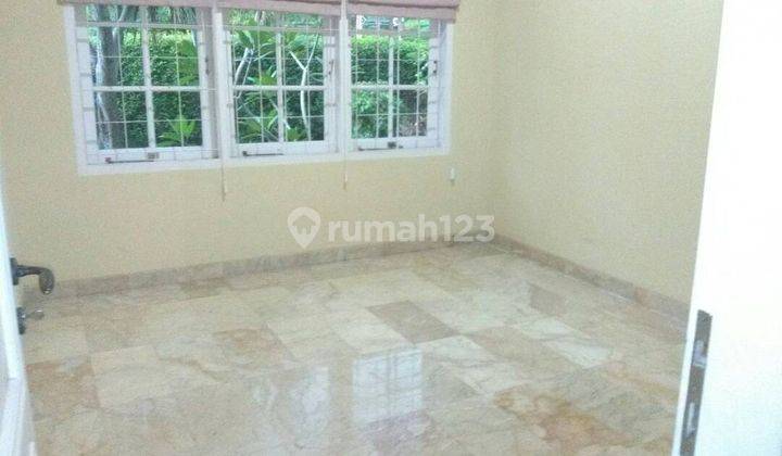 Rumah Disewakan Dalam Komplek Dekat Rumah Sakit Puri Cinere 2