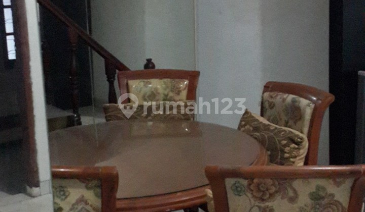 Rumah 2 Lantai Griya Hijau Alam Sutera 2