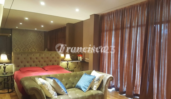 D I J U A L CEPAT NEGO SAMPAI DEAL RUMAH SIAP HUNI DI PURI MANSION 2