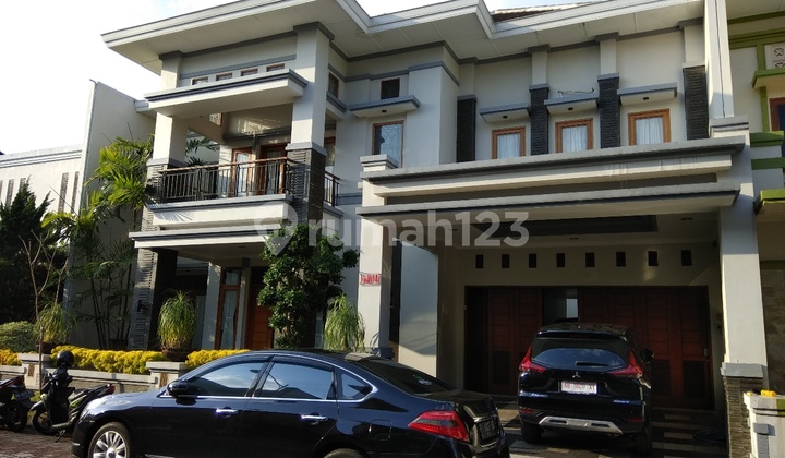 LUXURY HOUSE IN BALE AGUNG