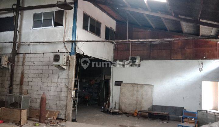 Tanah Layak Bangun 6 Ruko 4 Lantai @ 3,5 M, Untung Berlipat dengan Modal awal tanah hanya 6,5 M, Cocok untuk Invest, Lebar Jalan 10 Meter lewat 3 Truk Besar, Pinggir Jalan Gajah Mada 1