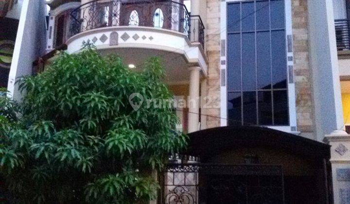 Dijual Rumah Siap Huni Lokasi Villa Permata Gading  1