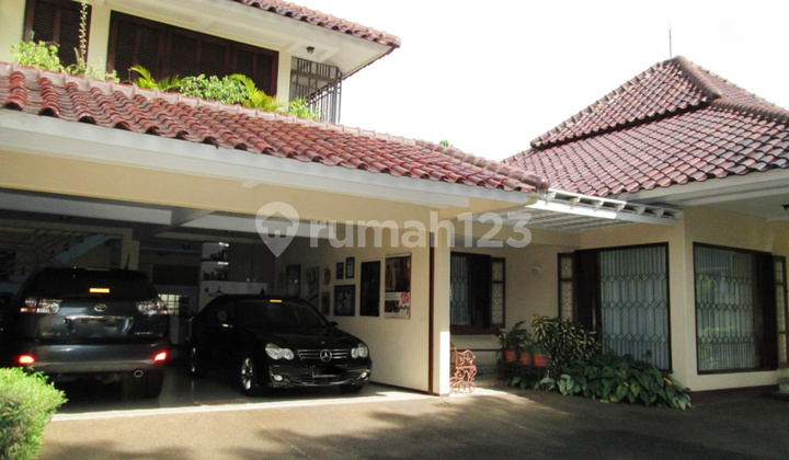 Rumah di Jl. Garuda Bintaro Sektor 1, Jakarta Selatan 2