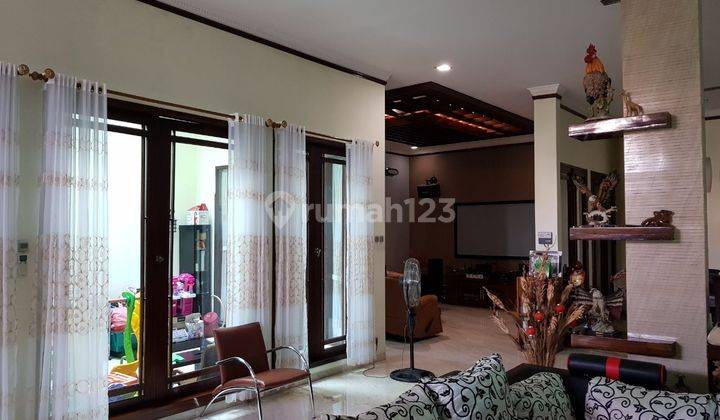 Katamaran PIK Lt. 300m2 Lantai Marmer dan pakai Kayu Jati 1