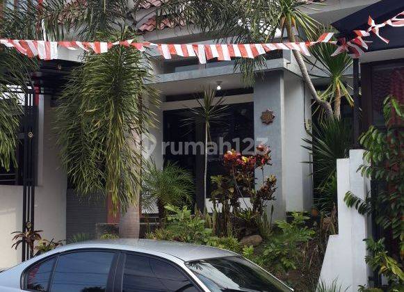 Rumah modern murah plus perabot di perumahan Pandanwangi Malang 1