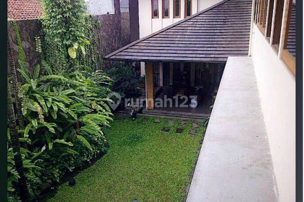 Rumah Sangat Terawat di Dago Mainroad | Ir. H . Juanda 1