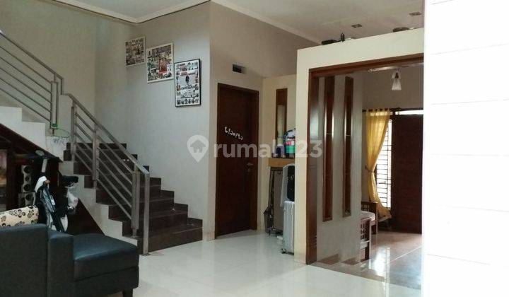 Rumah Mewah, Megah Dan Nyaman di Taman Kopo Indah 3 1