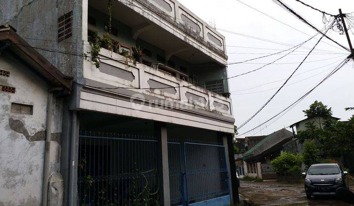 Rumah Kosong Yang Megah di Bumi Sadang Indah, Nata Endah 1