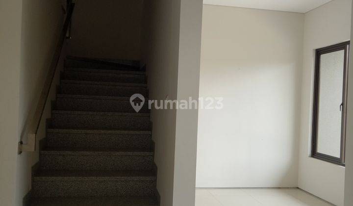 3 UNIT RUMAH MINIMALIS 2 LANTAI di BATUNUNGGAL 2