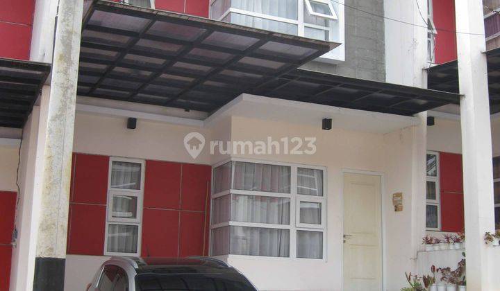 Rumah Komplek SSP Sariwangi Cozy living di Parongpong 1