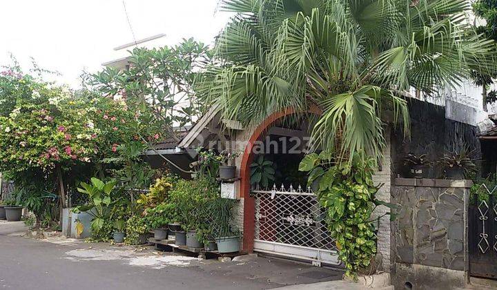 Rumah Bagus  Di Perumahan Barata - Karang Tengah 2