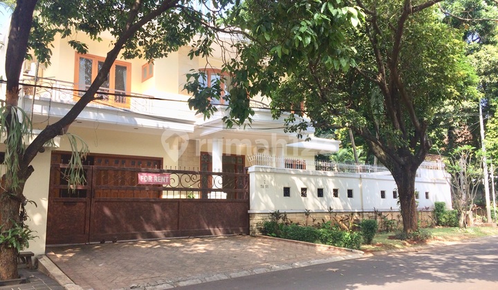 MODERN CLASSIC HOUSE IN PONDOK INDAH AJH06230 MODERN CLASSIC HOUSE IN PONDOK INDAH AJH06230