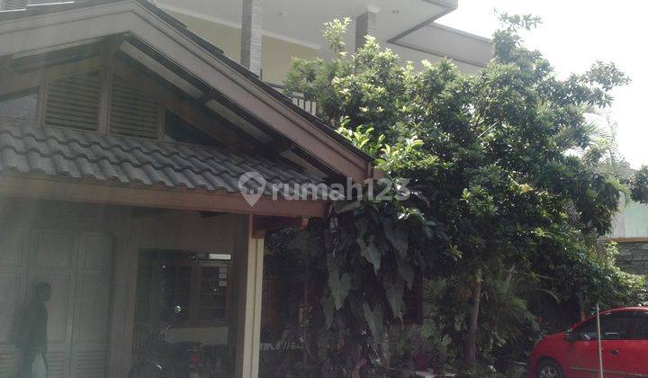 Rumah Bertingkat 13 Kamar Tidur 2