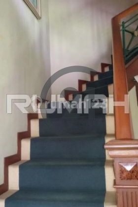 TURUN HARGA!!  Villa Cilember 2