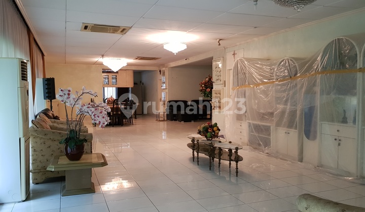 Rumah hitung tanah LT. 845m2di HOS Cokroaminoto, Menteng, Jakpus.  Lokasi bagus. 2