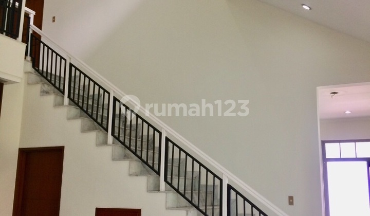 Bright Nice House In Green And Quiet Pondok Indah Area Ajh06088 2